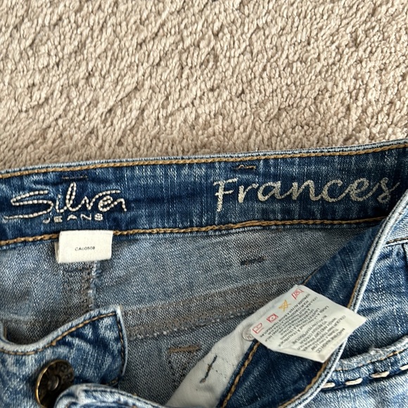 Silver Jeans - Picture 3 of 4